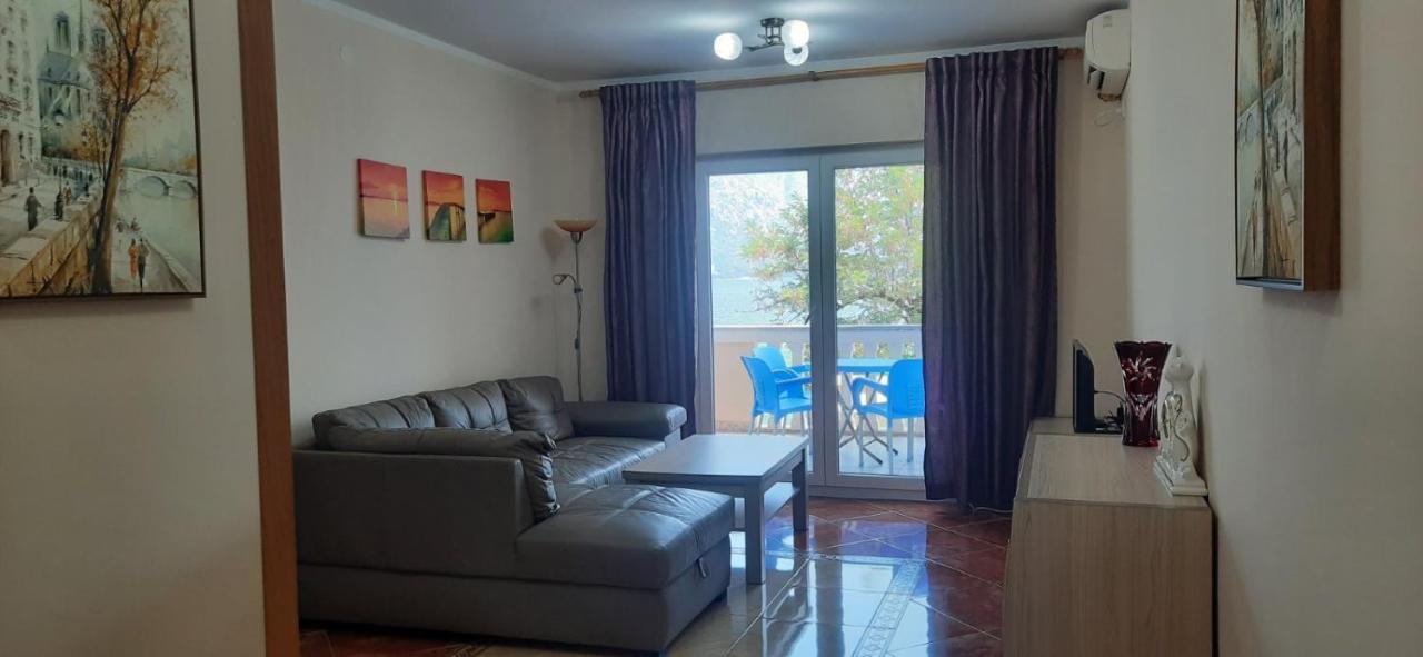Apartmants Alexander Appartamento Cattaro Esterno foto